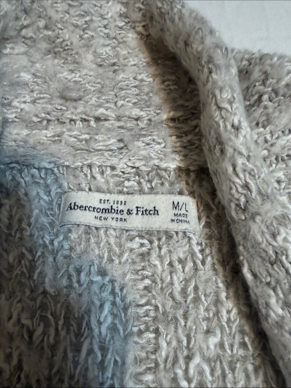 Abercrombie & Fitch M/L Women’s Open-Front Fringe Cardigan Sweater - Light Gray - Picture 3 of 4